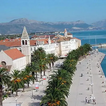 Large Seaview Apt, 150m To Beach, 4km From * Trogir